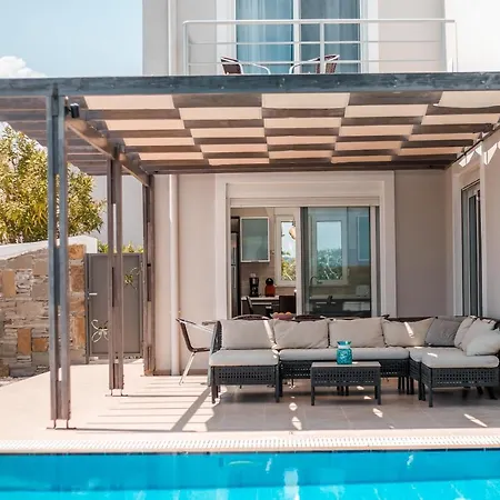 Vilă Luxury Petalutha