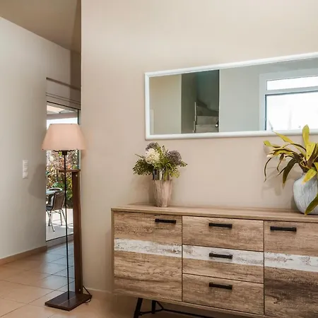 Vilă Luxury Petalutha