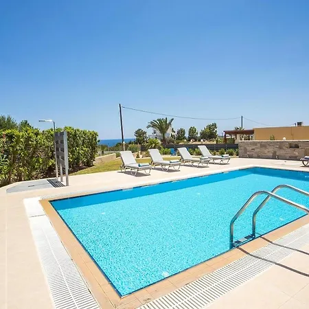 Luxury Petalutha
