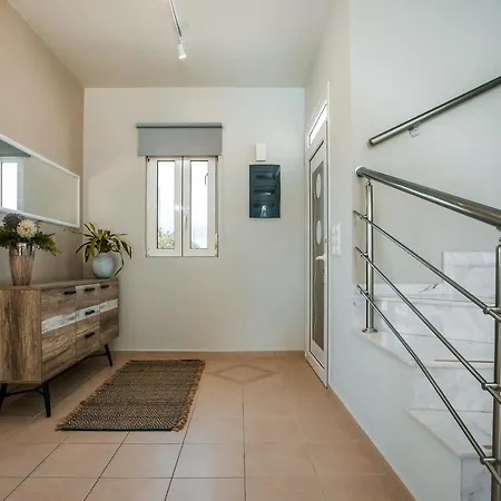 Luxury Petalutha *